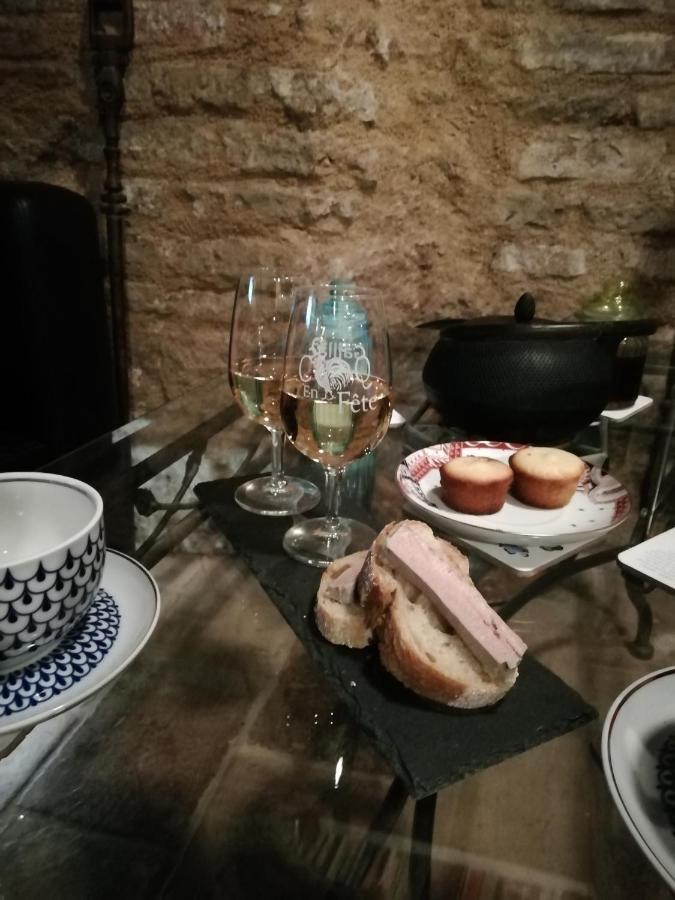 Couette-café La Lauze Et L'anguille *
