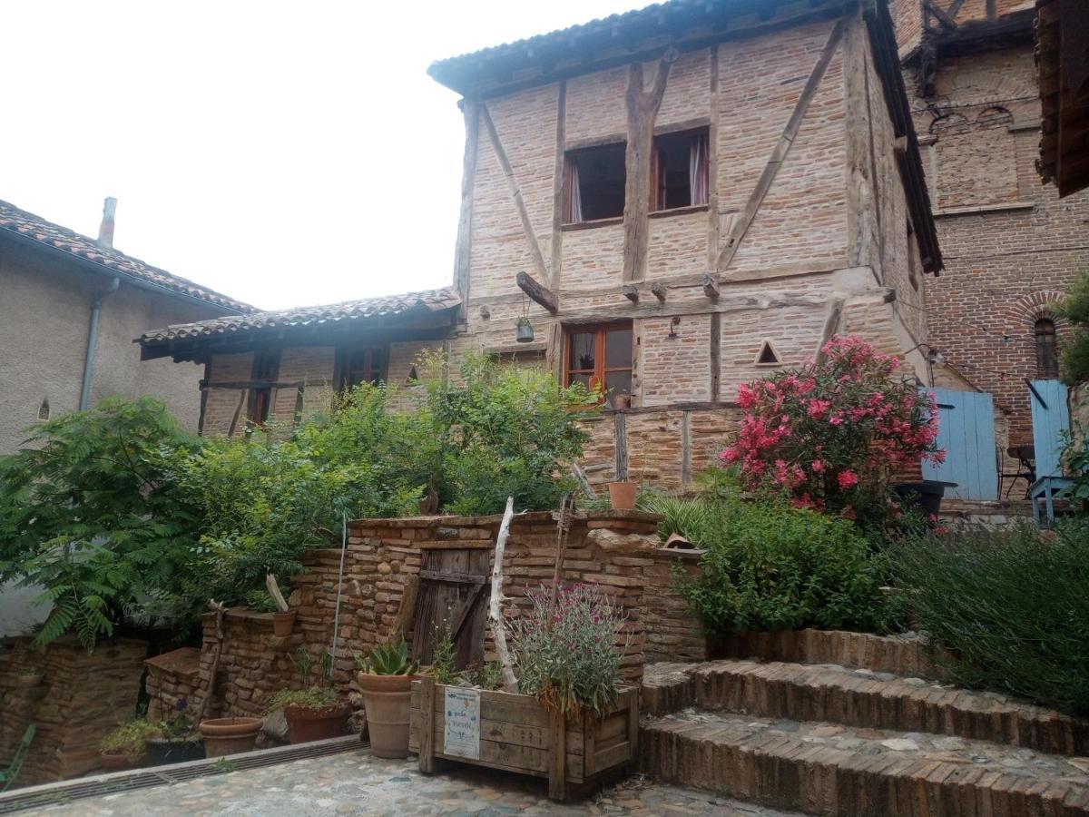 Couette-café La Lauze Et L'anguille Gaillac